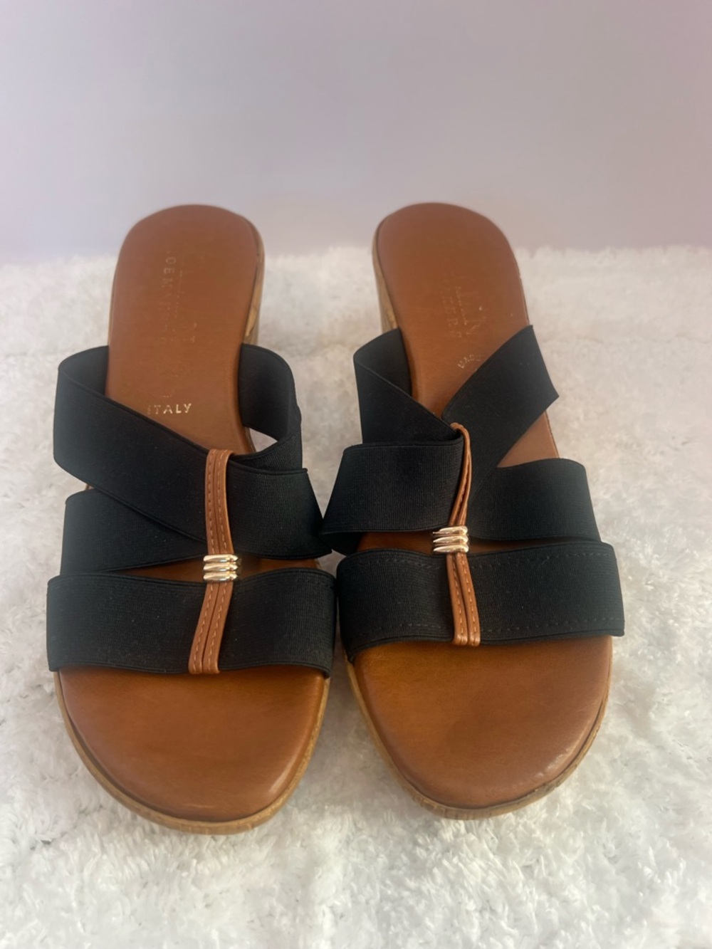 Italian Shoemakers Black and Brown Elastic Crossover Slide Sandals